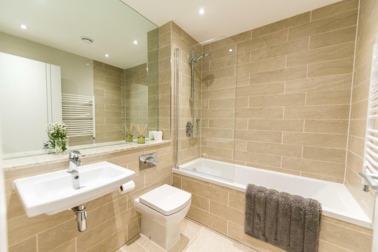 5 Star Brand New City Centre Apartment Белфаст Екстер'єр фото